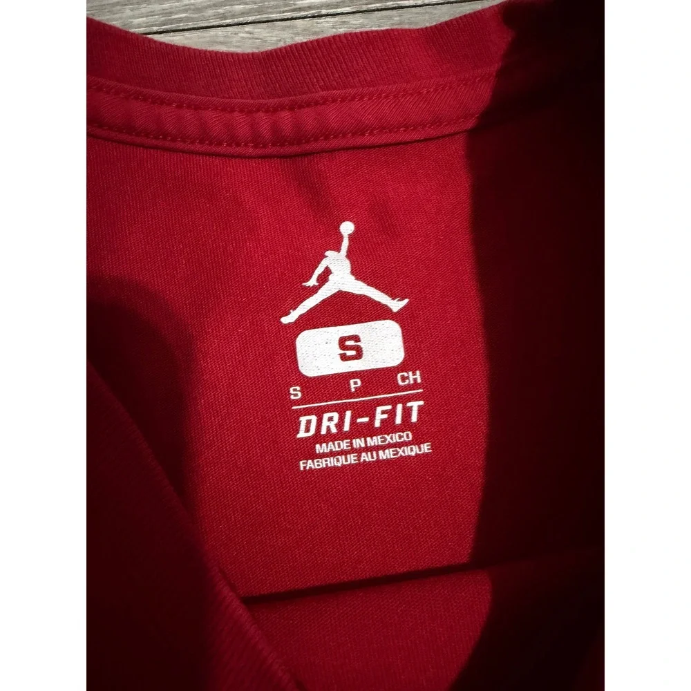 Jordan Dri-FIT Jumpman Logo‎ Graphic T-Shirt Mens Small Red Short Sleeve Tee